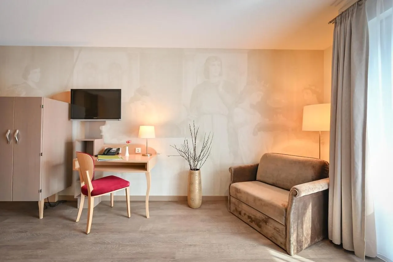 Villa Ludwig Suite Hotel - Adults Only